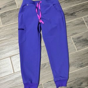 NWT limited edition Amethyst Zamora Joggers: Small Petite.